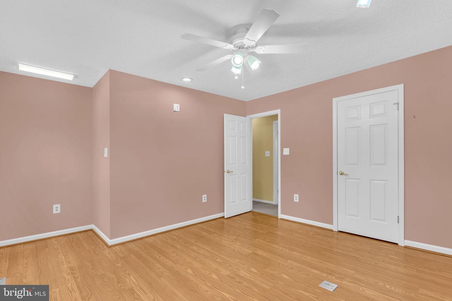 4759 Hummingbird Drive photo 19