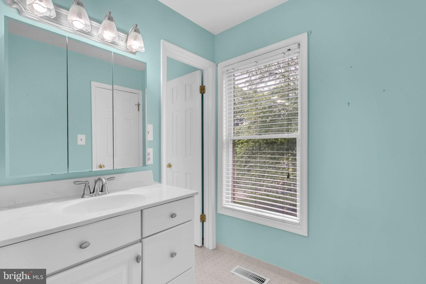 4759 Hummingbird Drive photo 29