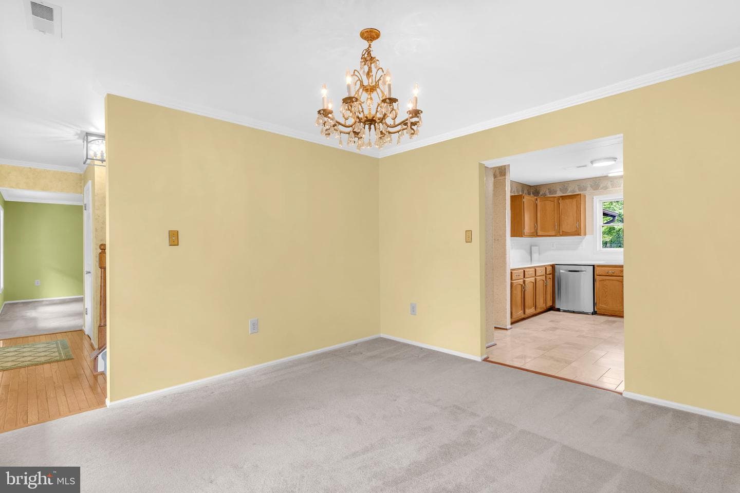 4759 Hummingbird Drive photo 6