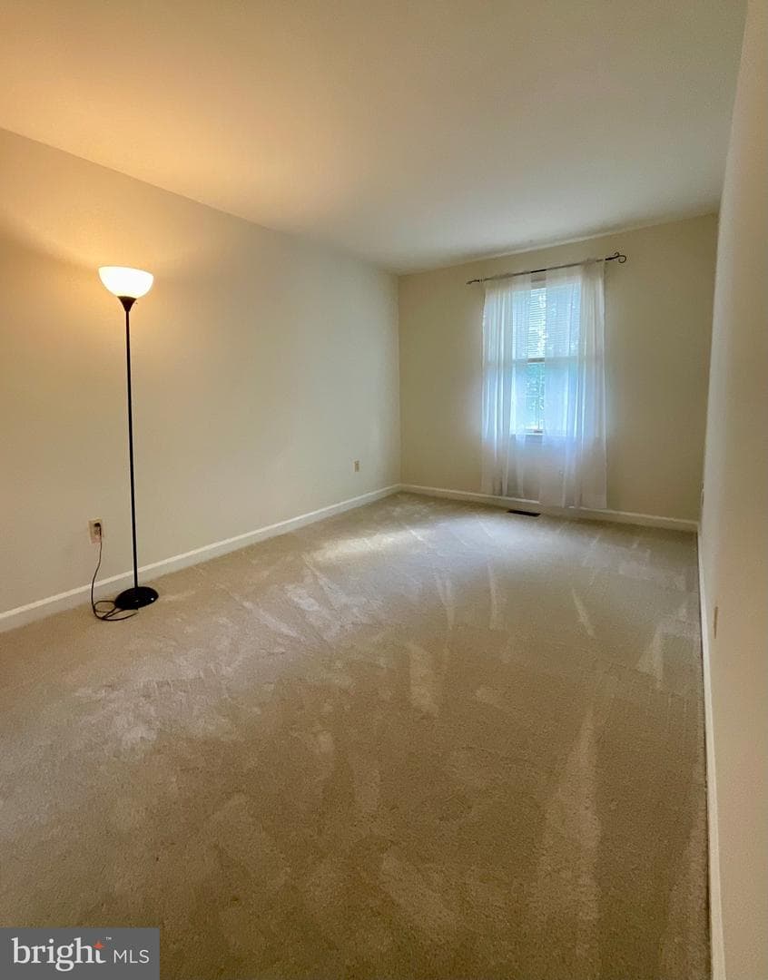 235 Heather Court photo 16