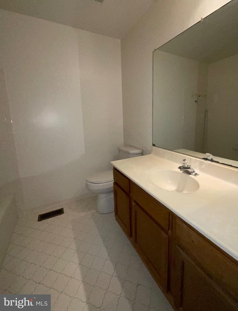 235 Heather Court photo 18