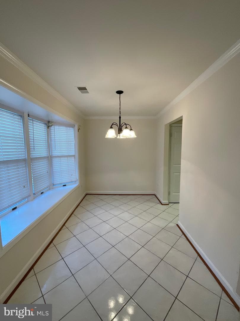235 Heather Court photo 3