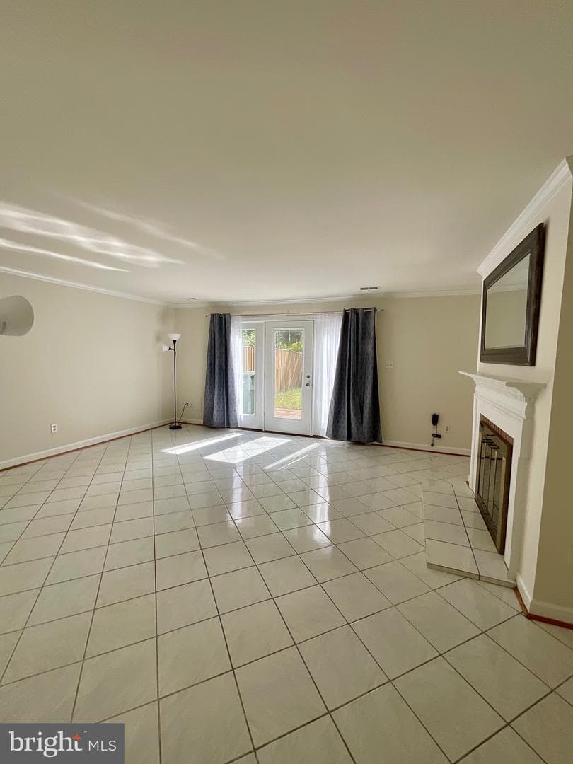 235 Heather Court photo 6