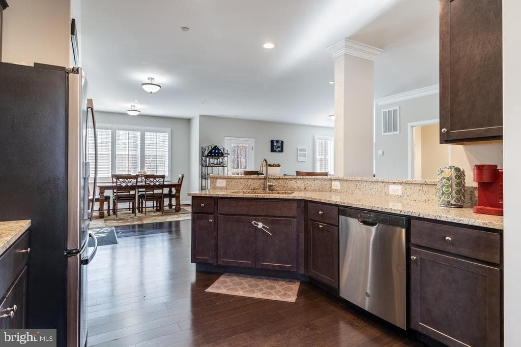 12815 Breyer Place photo 16