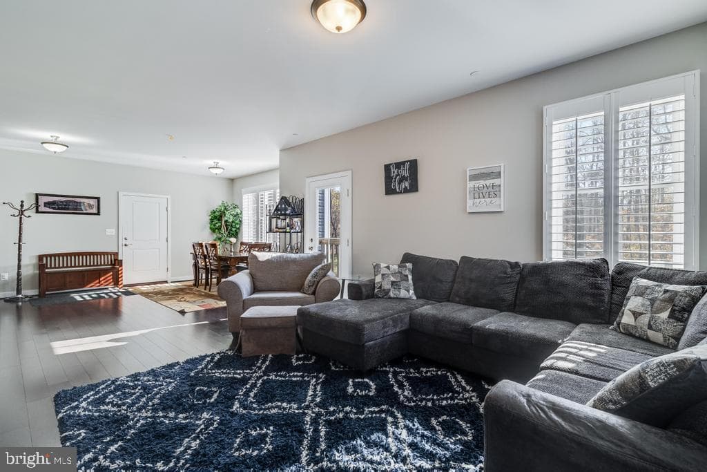 12815 Breyer Place photo 23