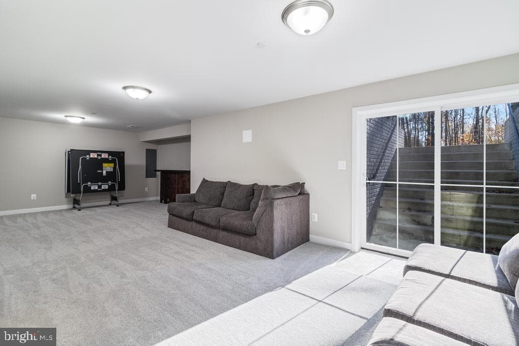 12815 Breyer Place photo 36