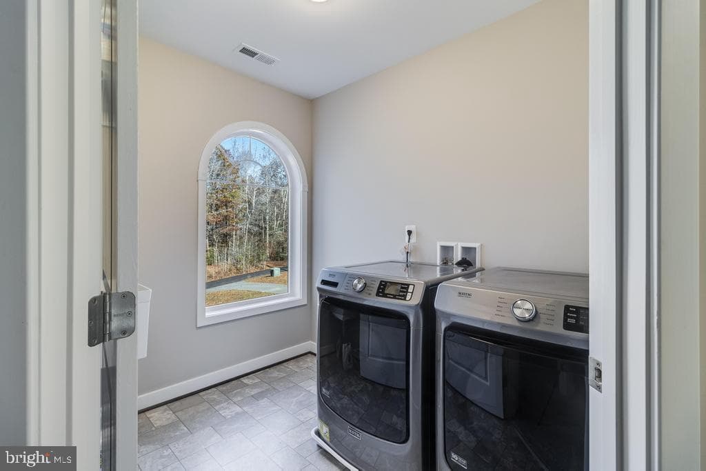 12815 Breyer Place photo 38