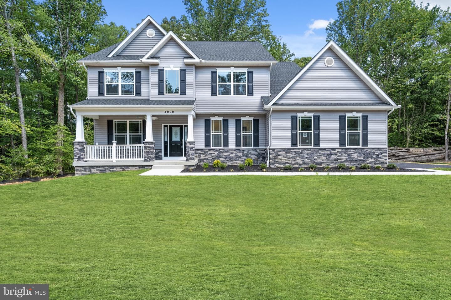 14875 Buckingham Court, Issue