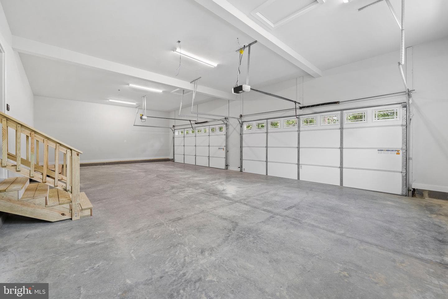 14875 Buckingham Court photo 42