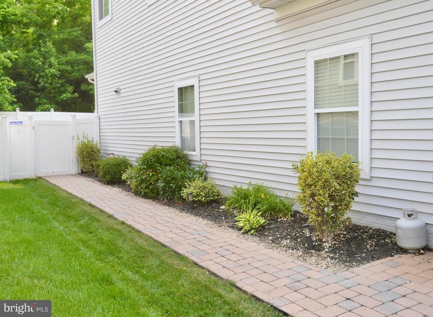 9796 Leighland Court photo 7