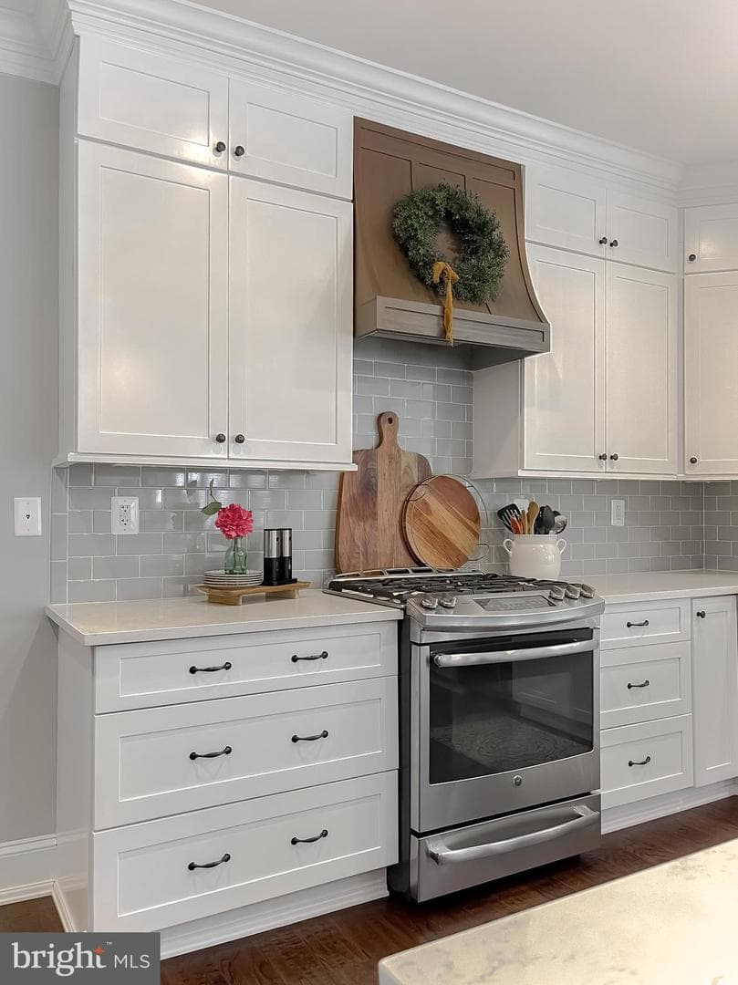 11372 Wollaston photo 22