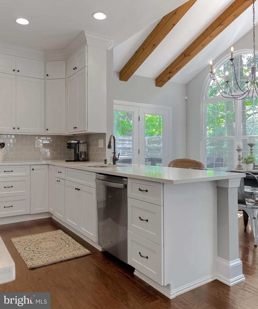 11372 Wollaston photo 29