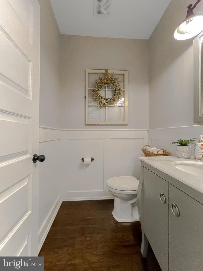 11372 Wollaston photo 38