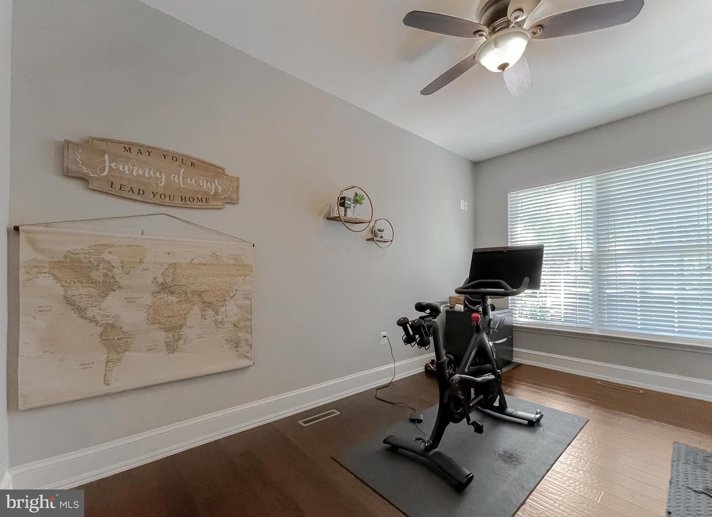 11372 Wollaston photo 39