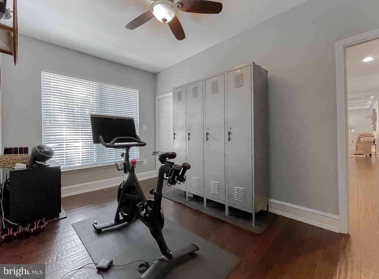 11372 Wollaston photo 40