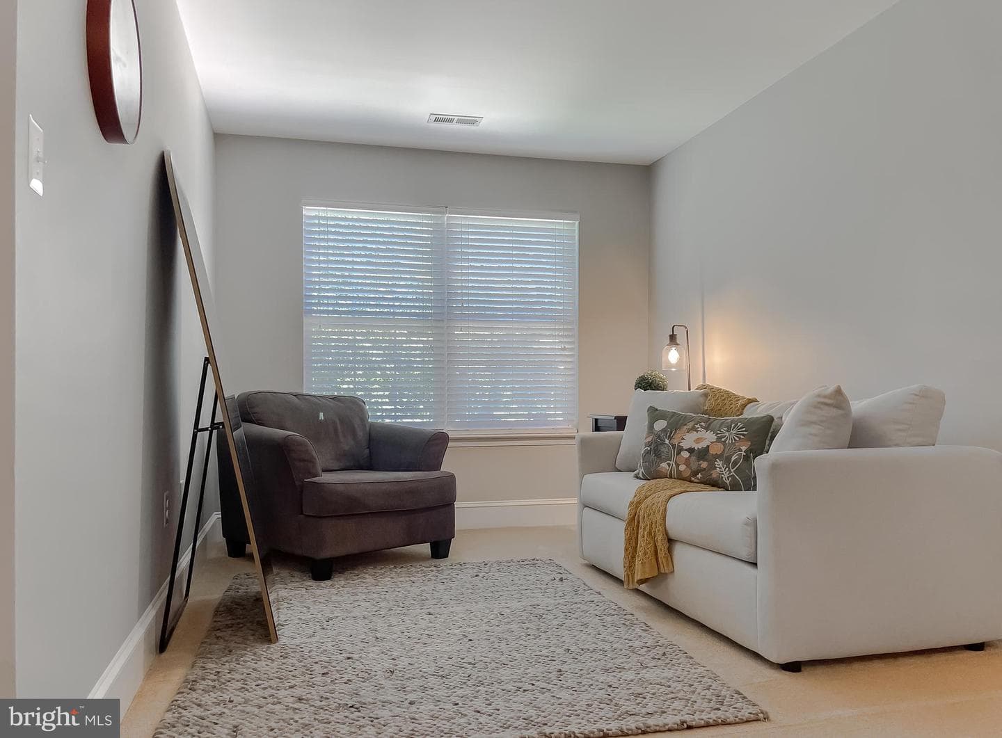11372 Wollaston photo 45