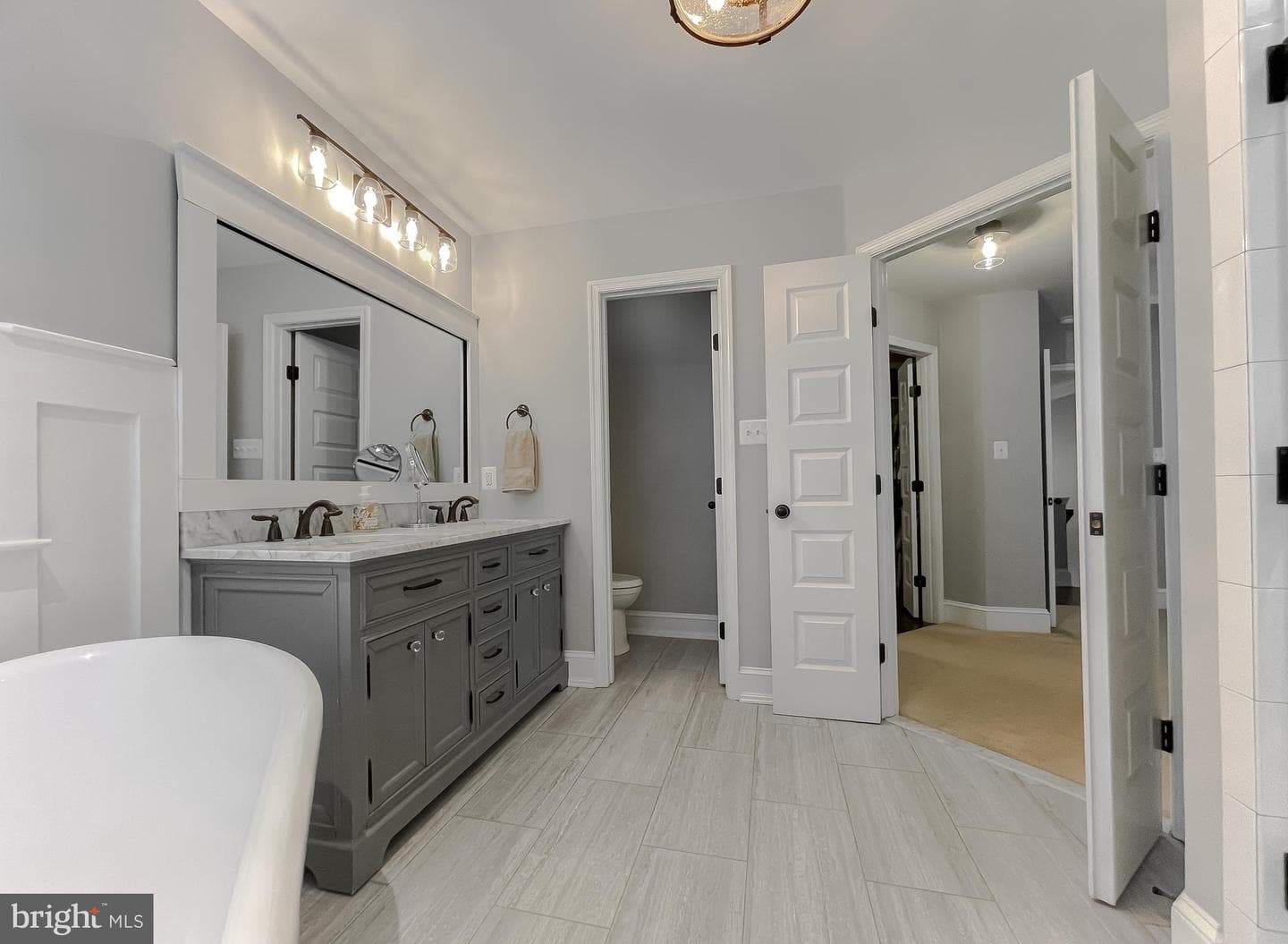 11372 Wollaston photo 53