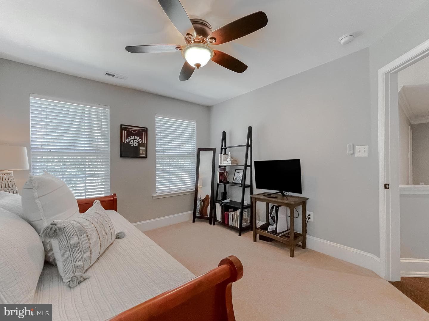 11372 Wollaston photo 67