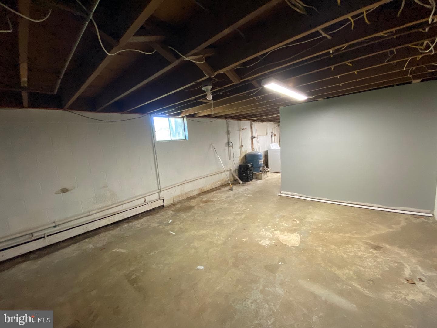 8690 Fairground Road photo 26