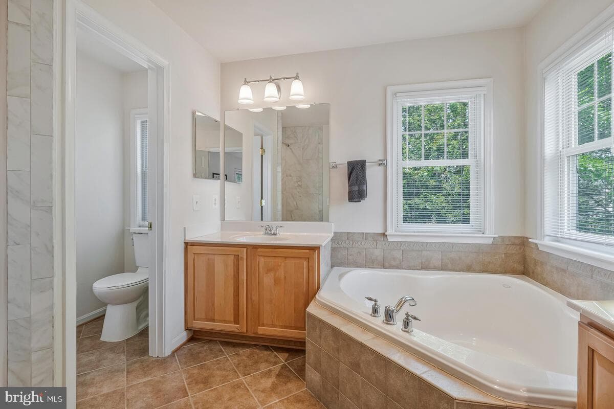 11656 Heart River Court photo 24