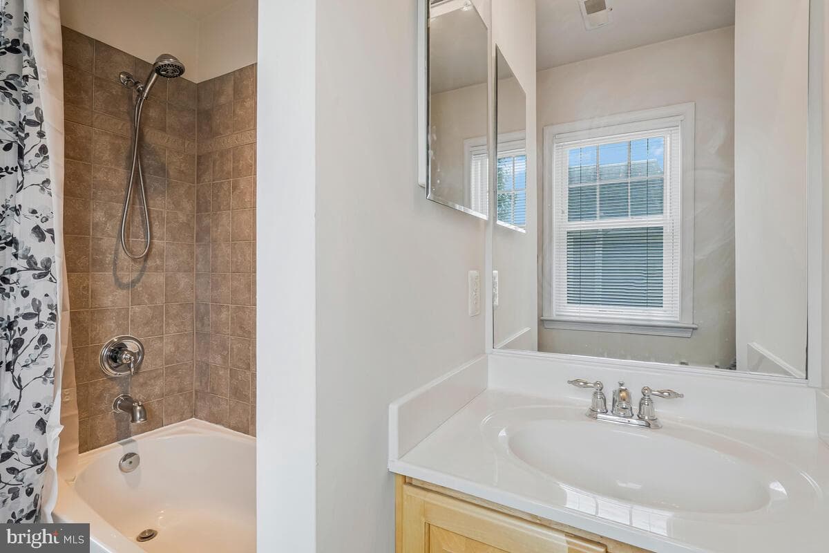 11656 Heart River Court photo 28