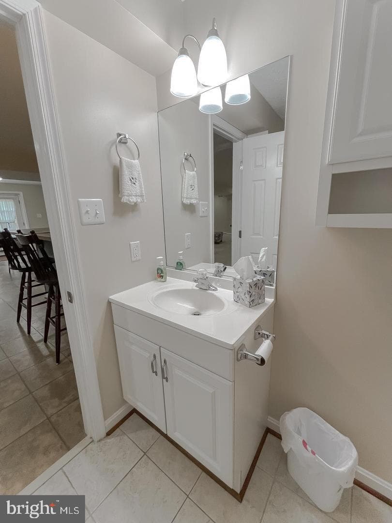 15930 Pointe Meadow Court photo 36