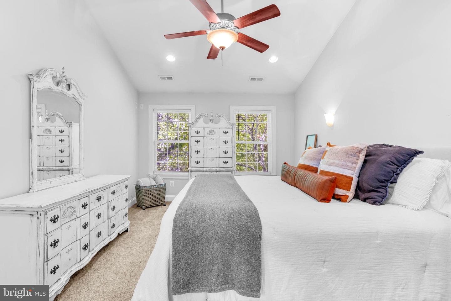 14745 Jennifer Court photo 35