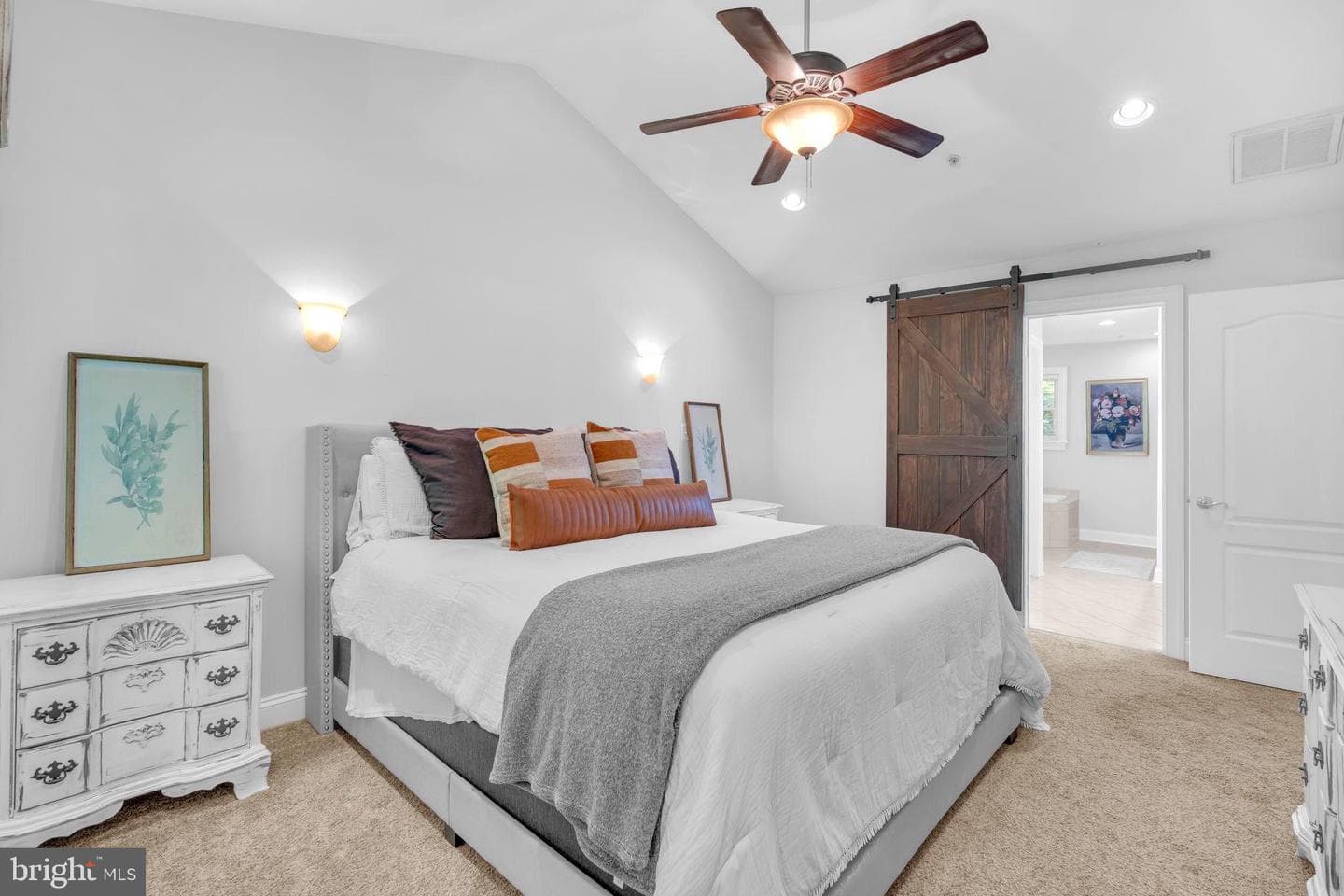 14745 Jennifer Court photo 36