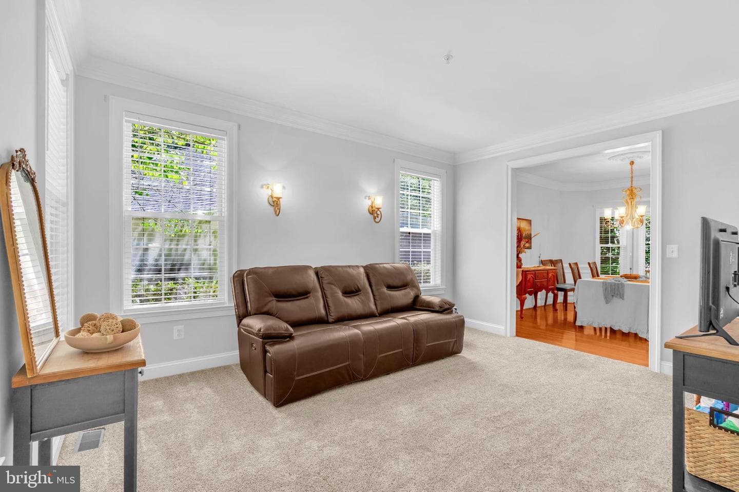 14745 Jennifer Court photo 6