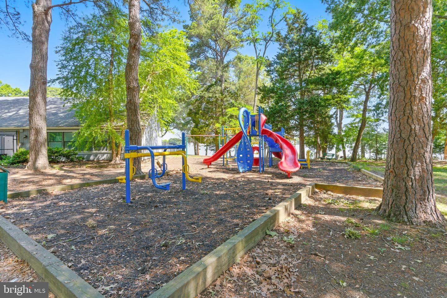 14745 Jennifer Court photo 82