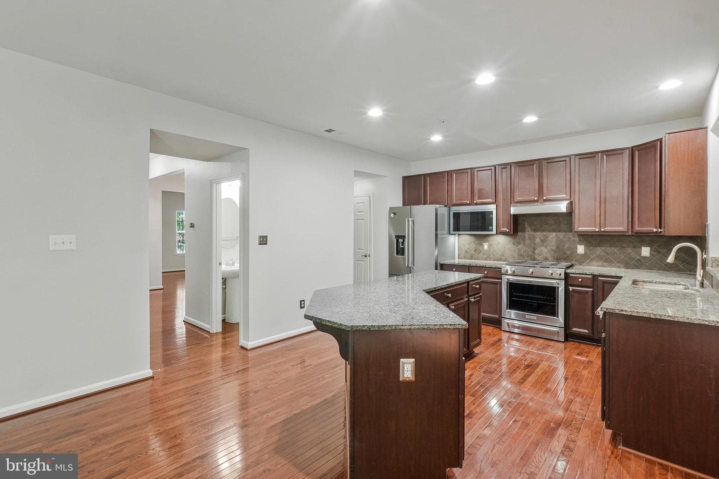 2972 Kincaid Drive photo 3