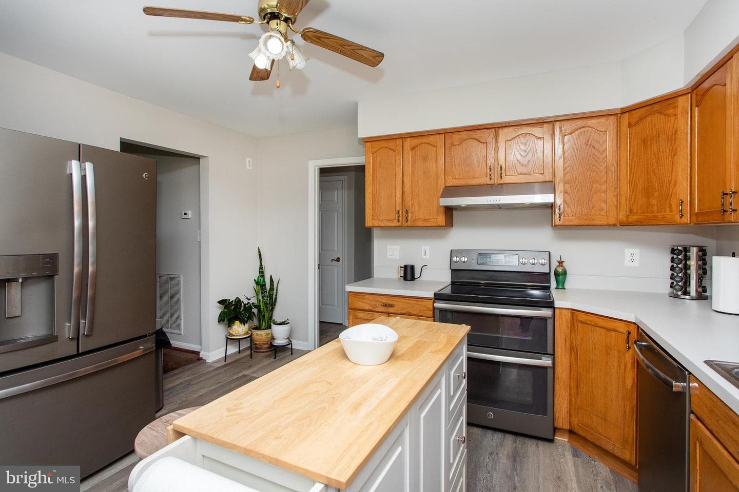 10075 Hungry Spring Place photo 21