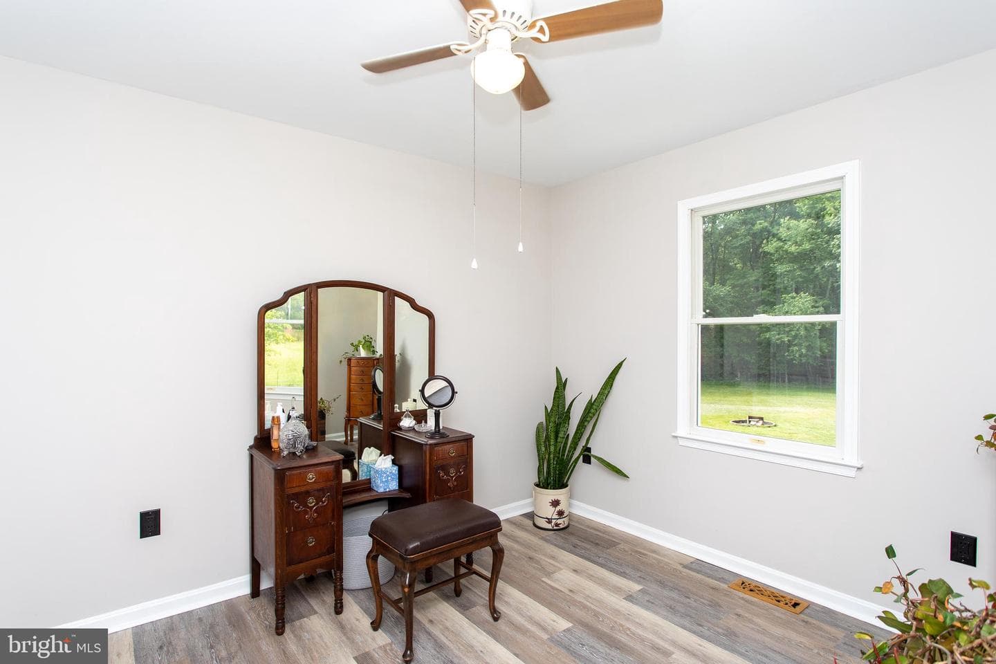10075 Hungry Spring Place photo 31