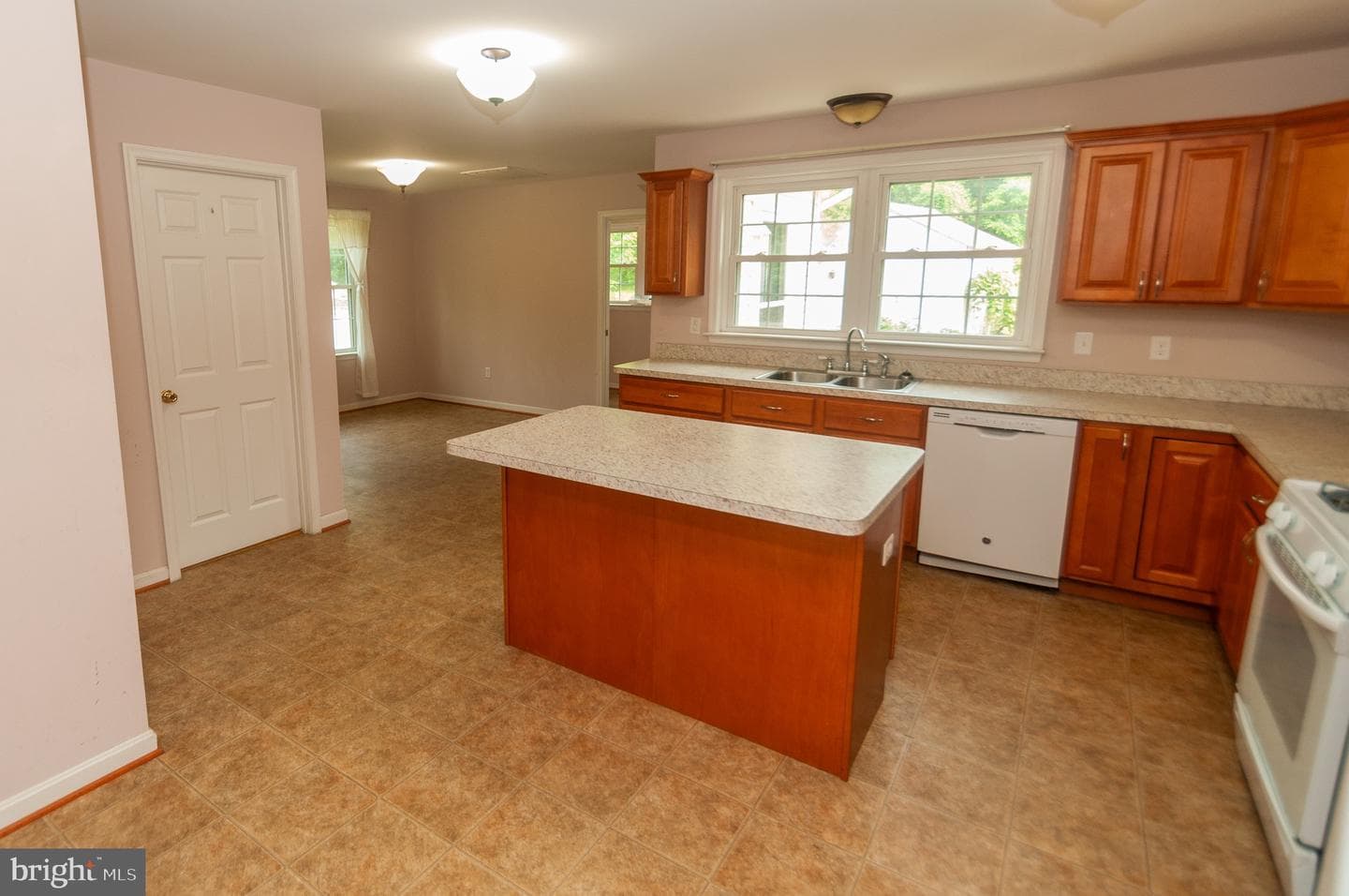 15263 Prince Frederick Road photo 14