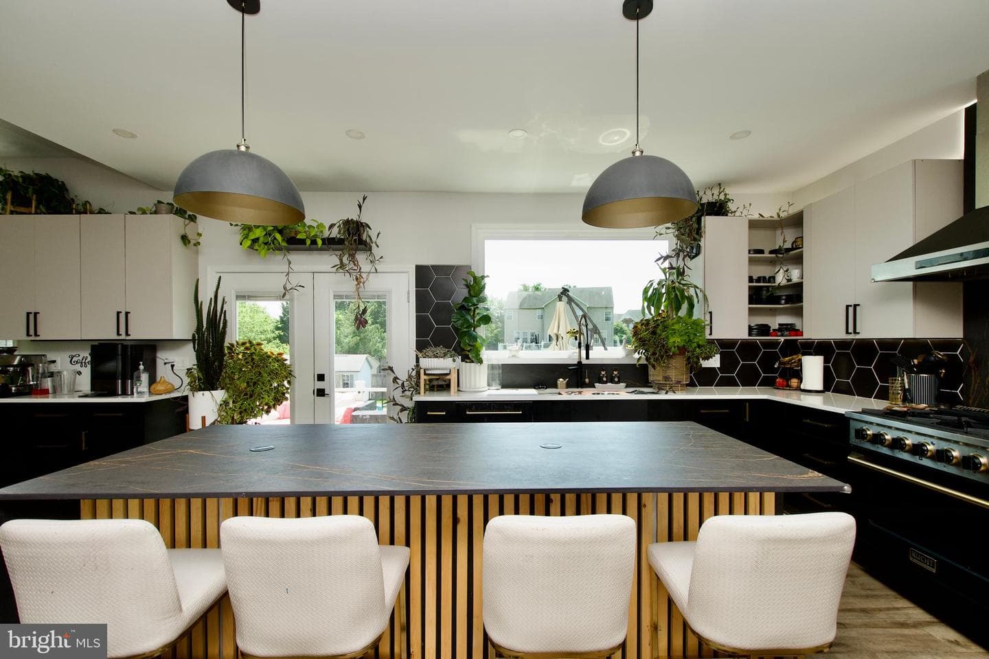 3018 Wildflower Drive photo 18