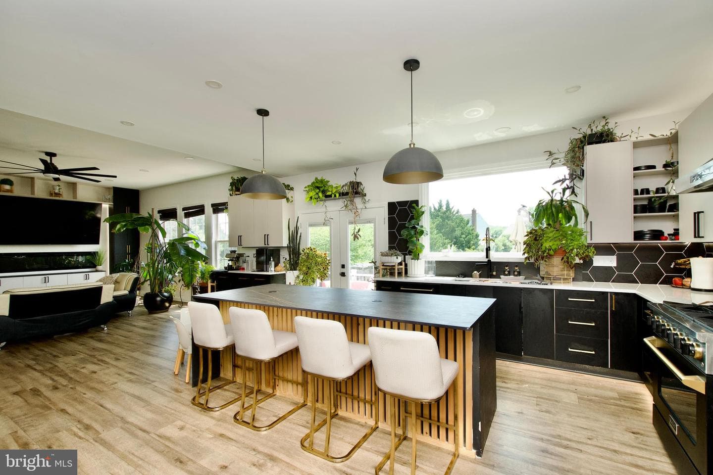 3018 Wildflower Drive photo 23