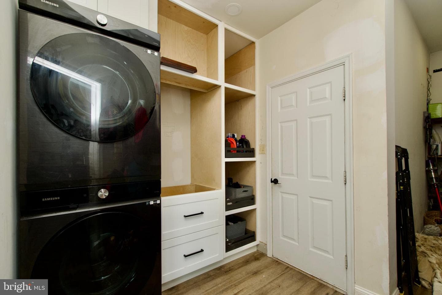 3018 Wildflower Drive photo 25