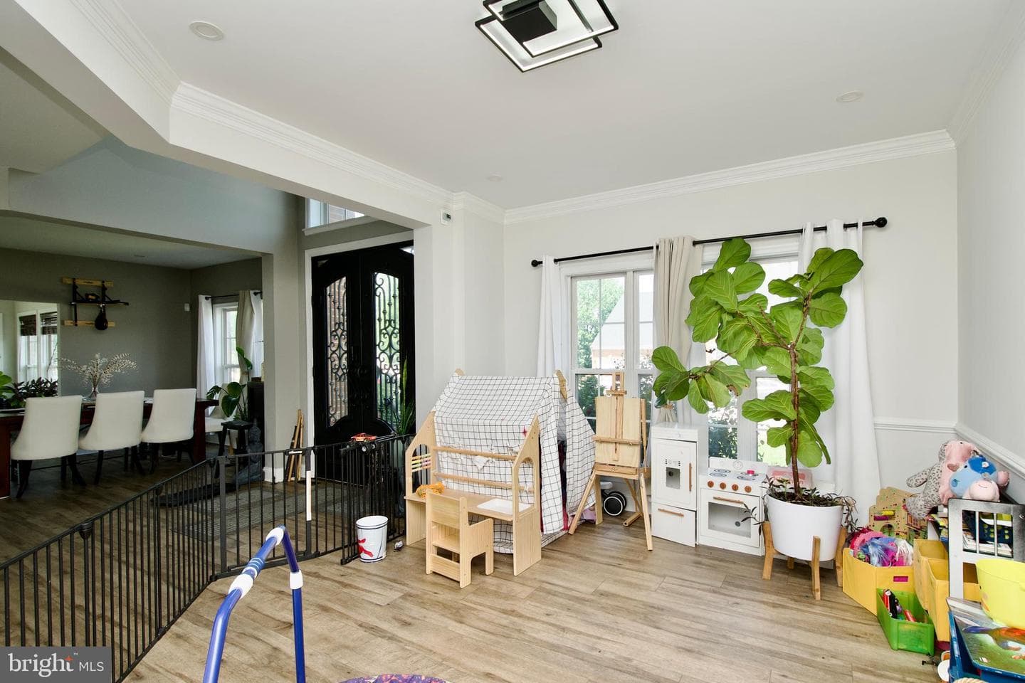 3018 Wildflower Drive photo 9