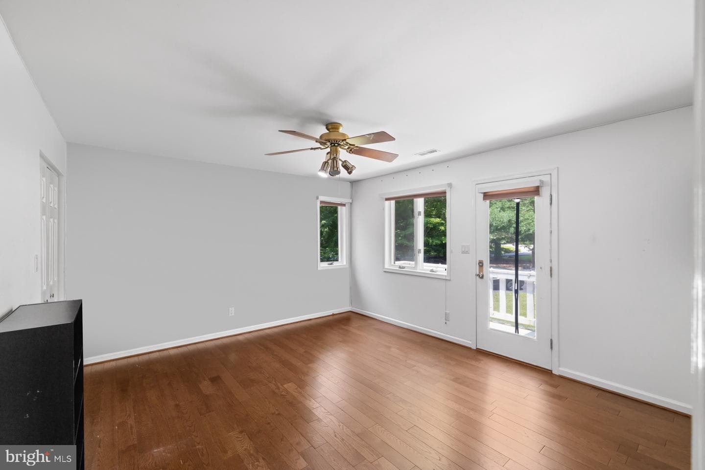 7875 Locust Place photo 19
