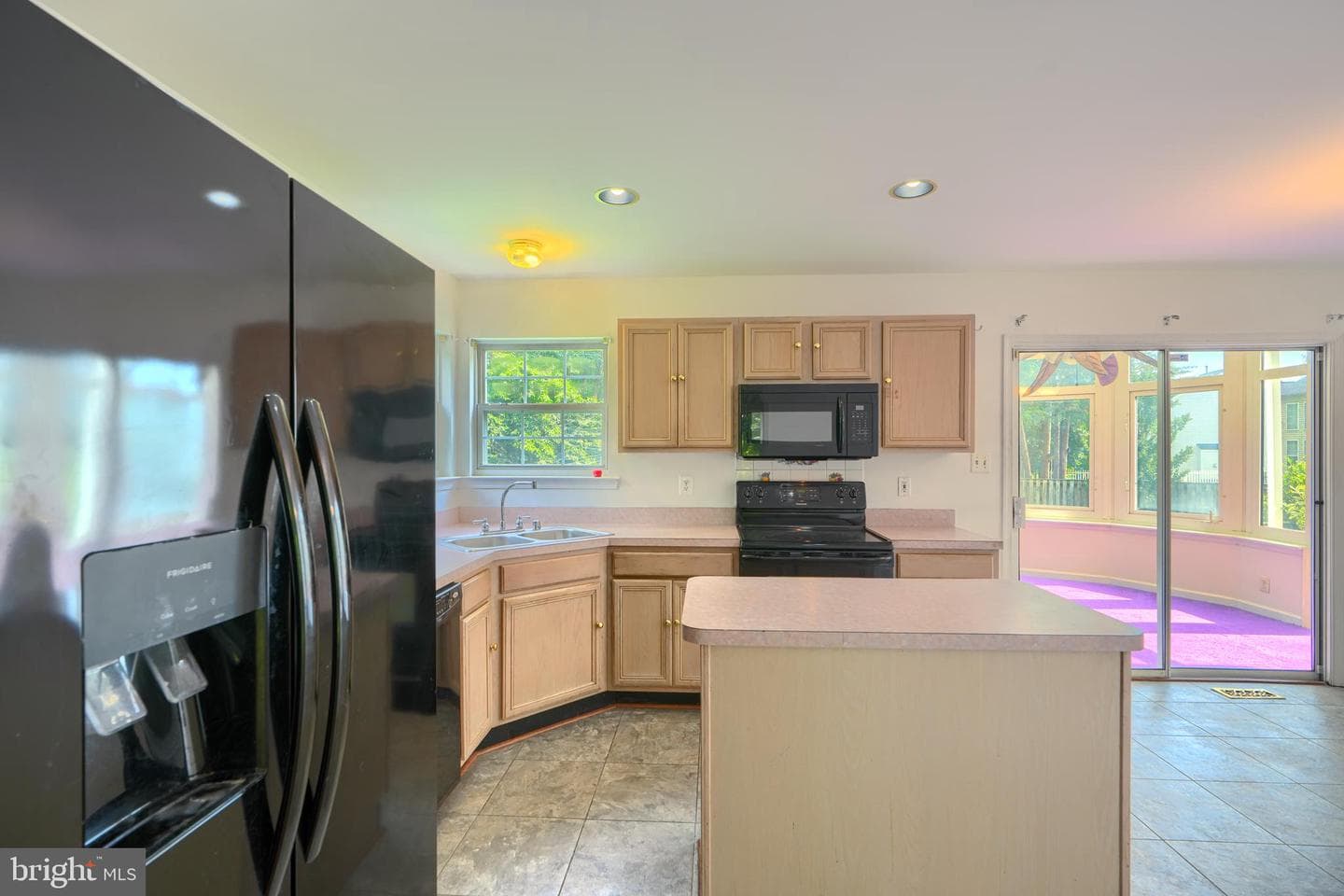 2460 Greentree Place photo 21