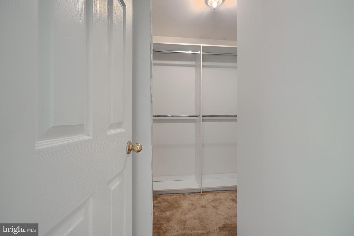 2460 Greentree Place photo 41