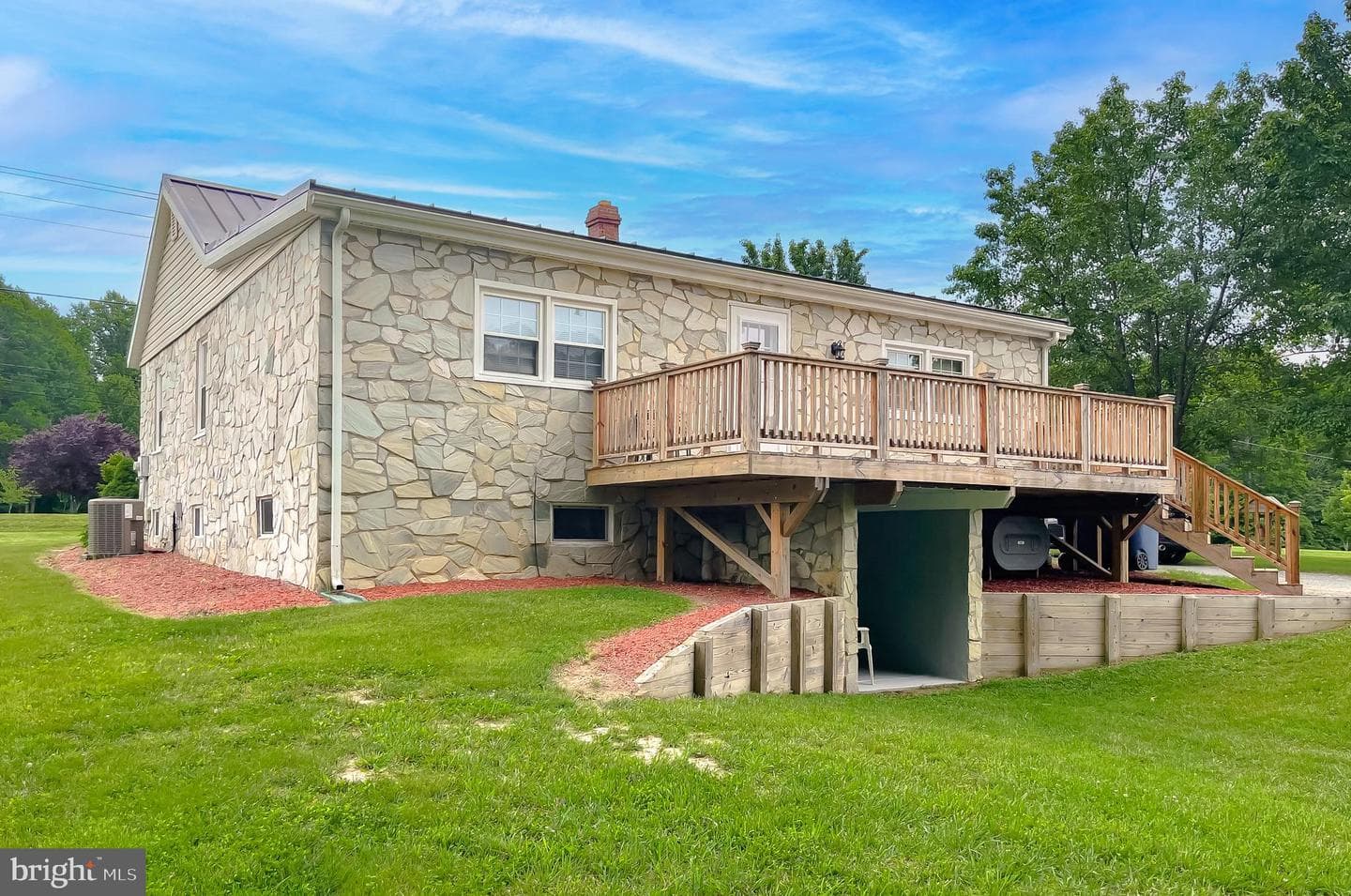 6165 Hawthorne Road photo 13