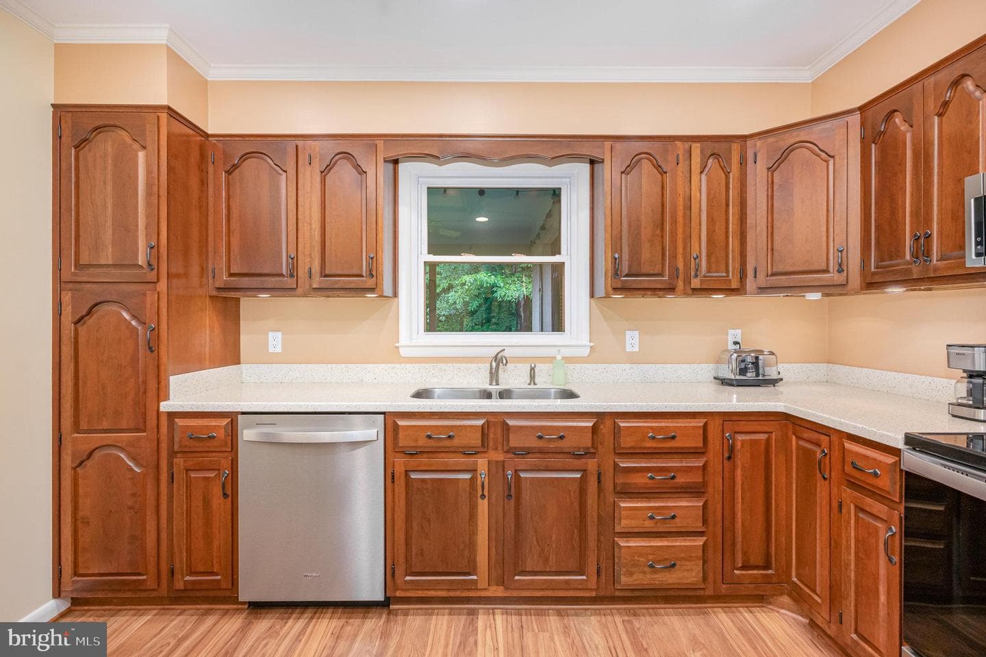 9268 East Court photo 11