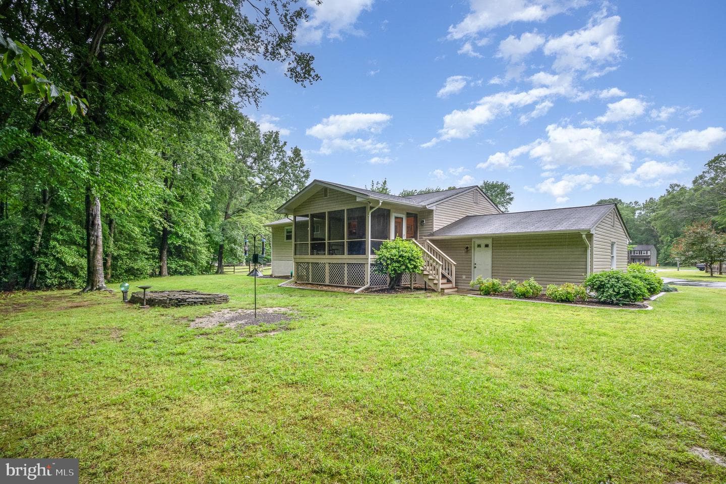 9268 East Court photo 28