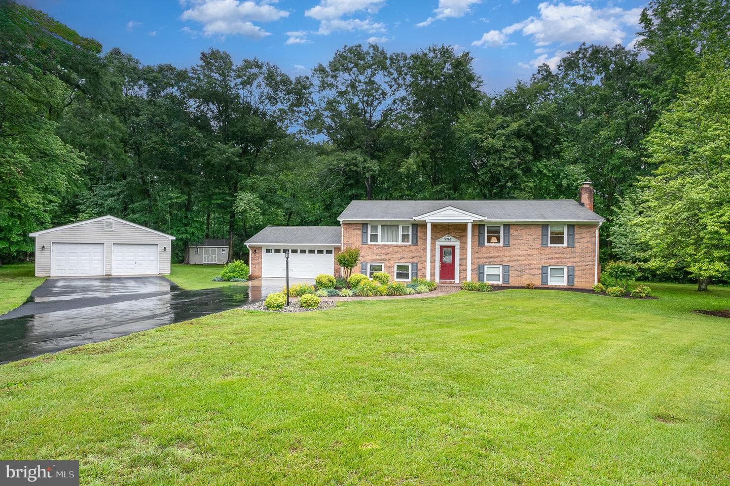 9268 East Court photo 4