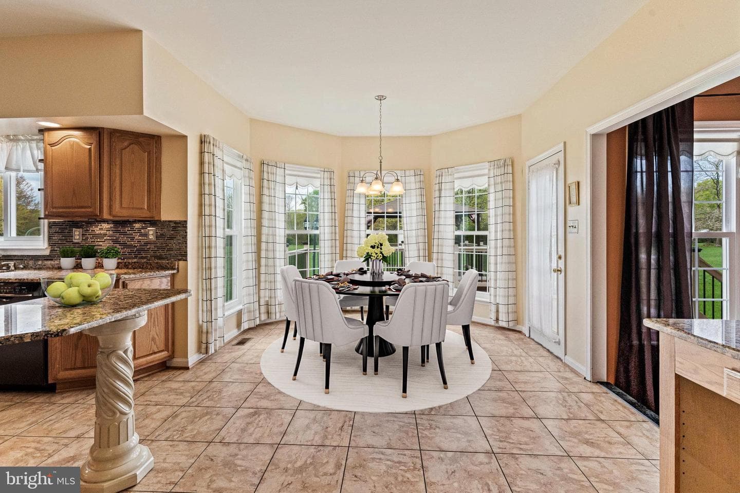 6751 Newcastle Court photo 10