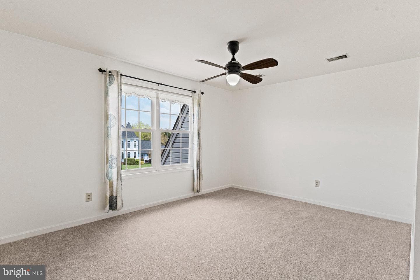 6751 Newcastle Court photo 14