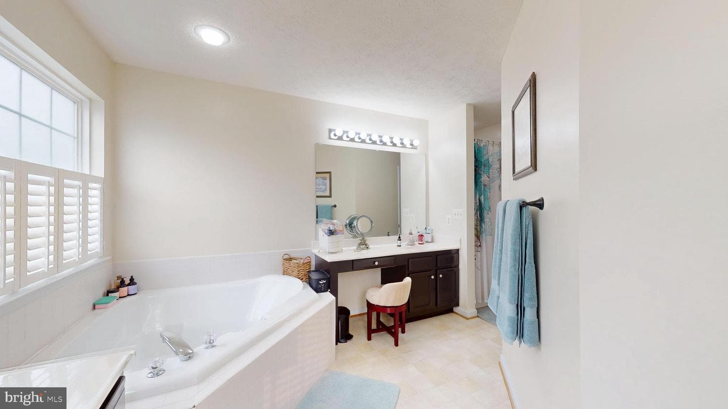 4600 Angushire Court photo 21