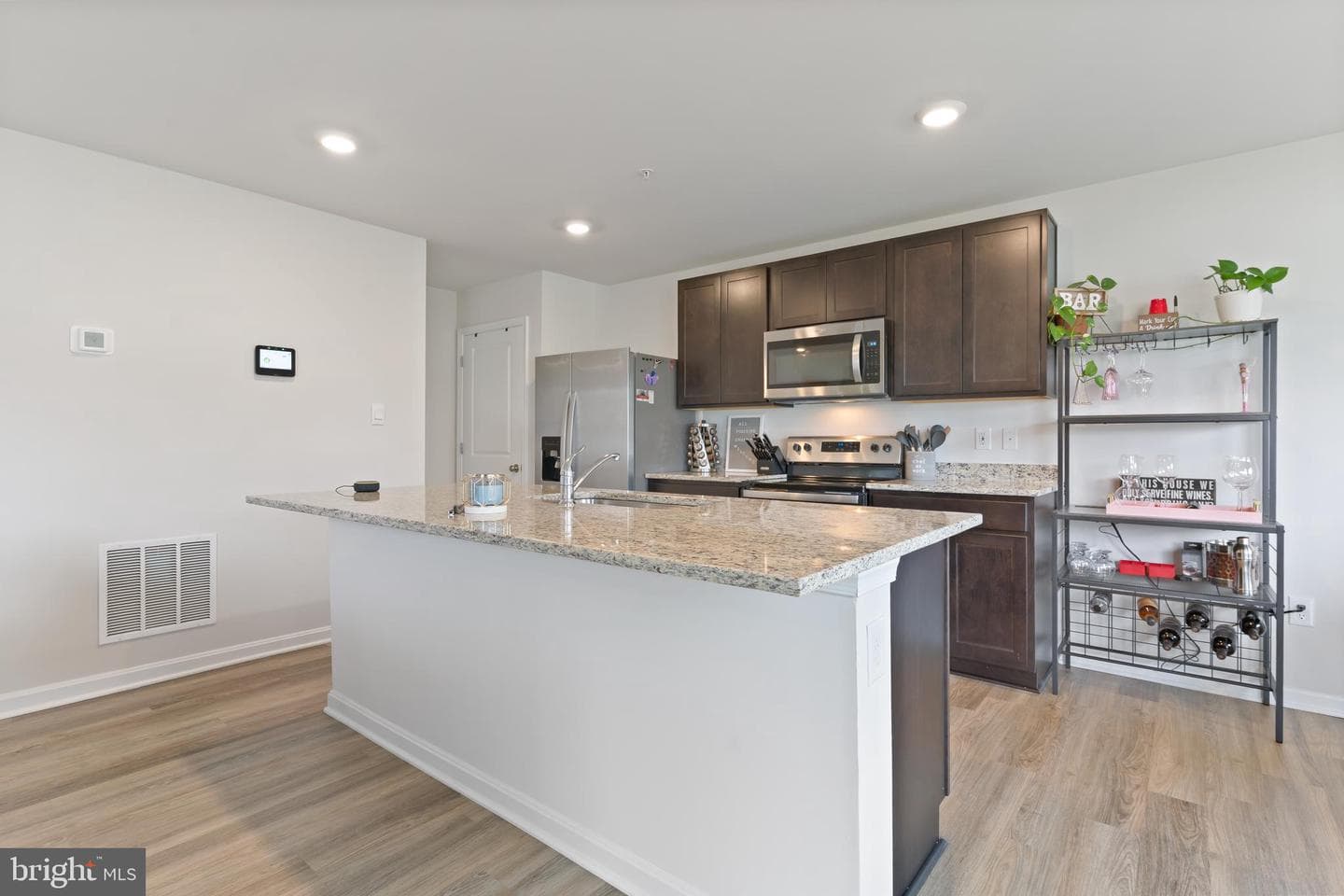404 Mossy Grove Ln photo 11
