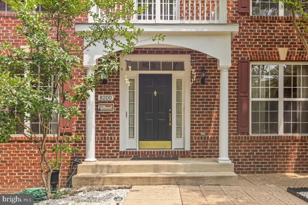 8200 Tiverton Drive photo 4